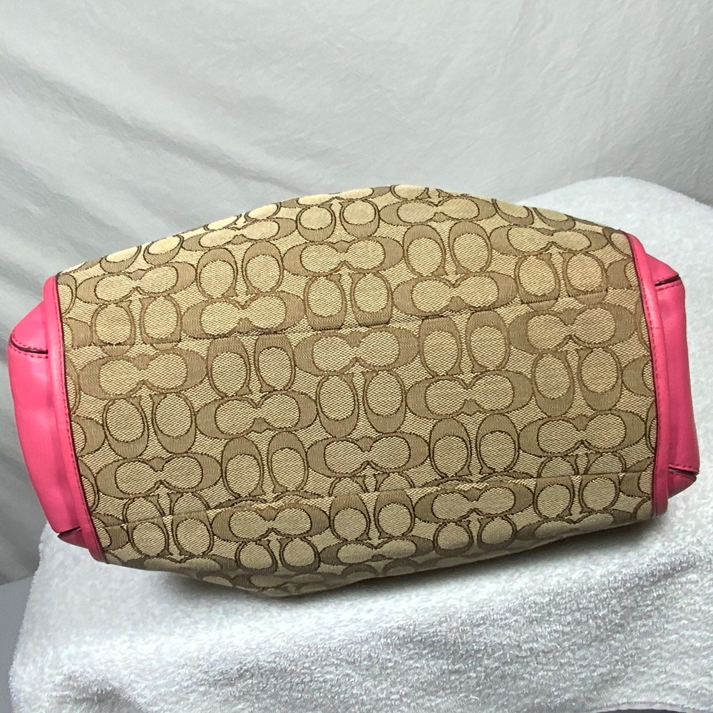 Coach Signature Phoebe Shoulder Bag - Picture 8 of 16